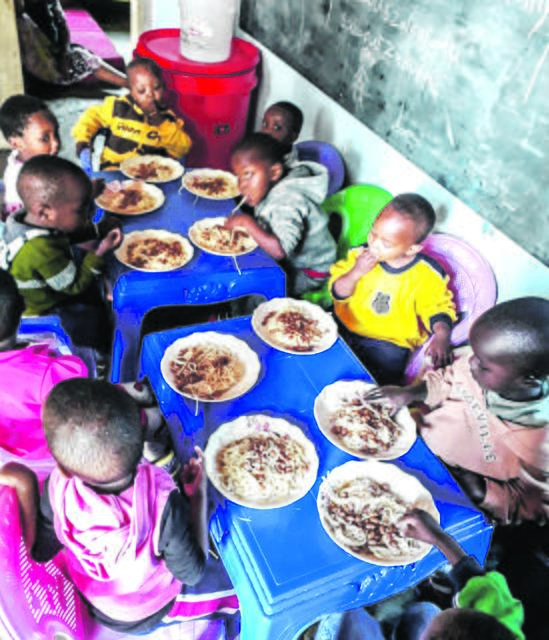 Viele Kinder haben im Kindergarten ihre einzige Mahlzeit des Tages erhalten - wegen Corona wurden die Einrichtungen jedoch geschlossen | Foto: Prohl