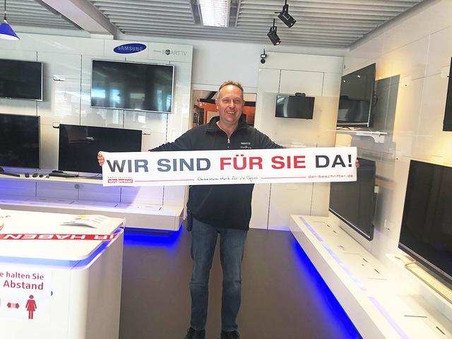 Holger Lühr von der Firma Kai Uwe Bellut media@home (Hamburger Str. 5) in Buchholz | Foto: Falke