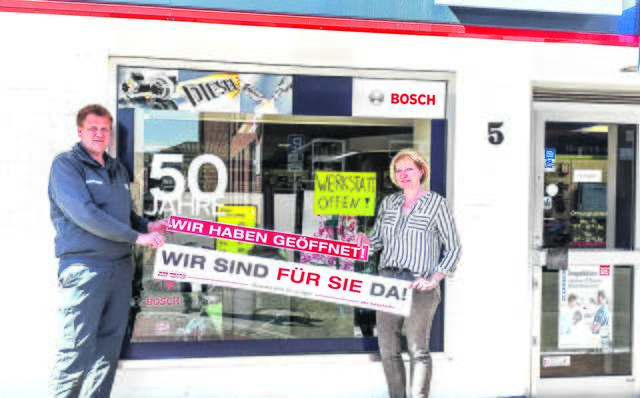 Rainer und Carola Kröger vom Bosch-Service, Himmelsweg 5 in Tostedt | Foto: Dodenhoff