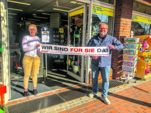 Lina Stattkus und Bernd Gaulke von Spielhörnchen (Lindenstr. 12) in Buchholz | Foto: Falke