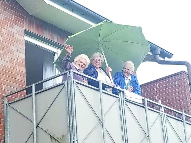 Wie in der Loge: Applaus vom Balkon | Foto: ig
