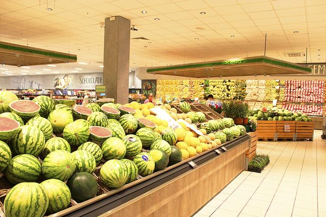 Riesig: die Abteilung für Obst und Gemüse | Foto: sb