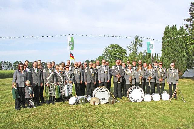 Musik spielt eine besondere Rolle in Eckel: 35 Spielleute engagieren sich im Spielmannszug und im Fanfarenzug | Foto: SV Eckel