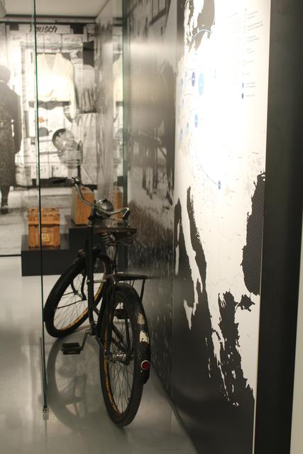 Der Gebrauch von Fahrrädern war durch die Britische Besatzung streng reglementiert