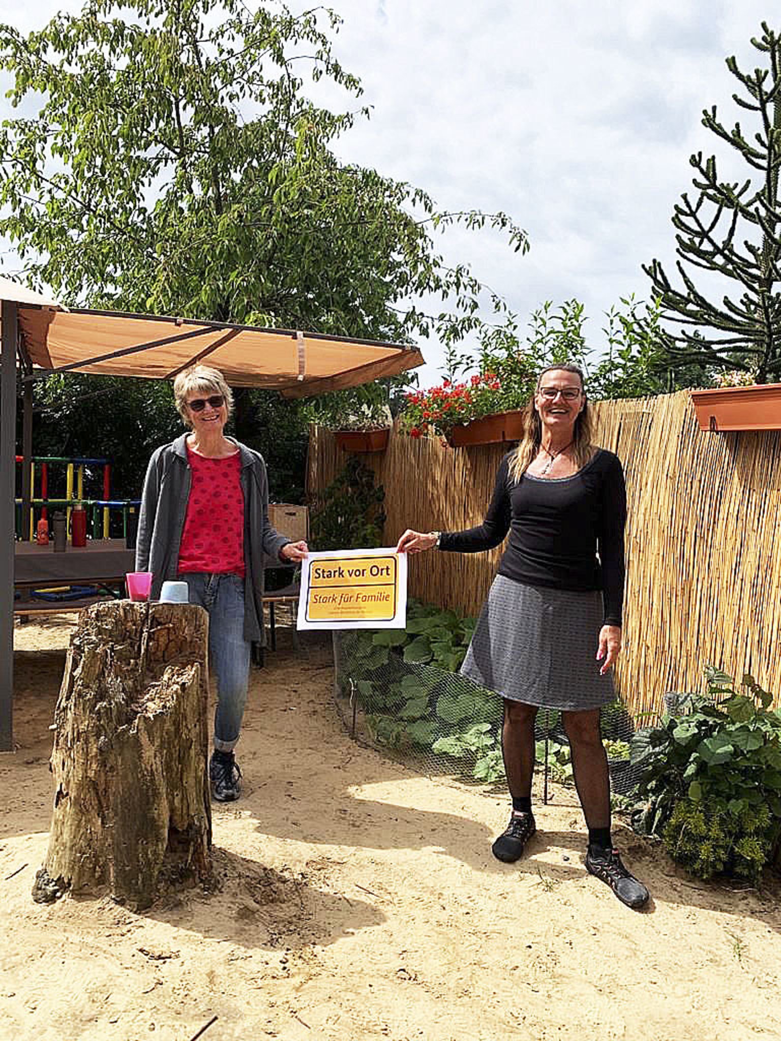 Urkunde für Kleinst-Kita Brigitta Wagner und Kita Stieglitzweg: Weitere