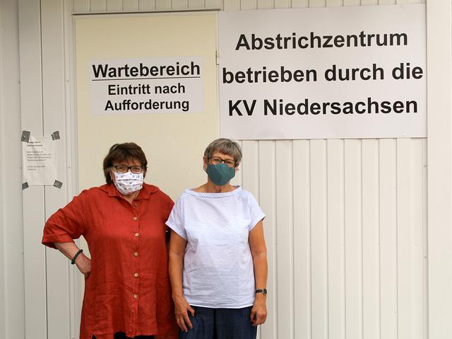 Haben die Ministerin angeschrieben: Ursula Caberta (li.) und Brigitte Netz Foto: SPD