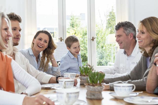 Für die Teilnahme am gesellschaftlichen Leben ist gutes Hören unabdingbar
