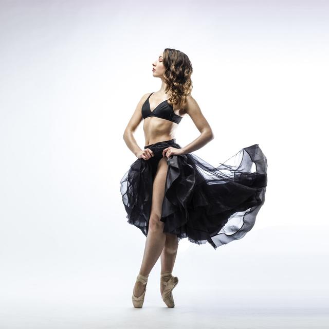 Die Ballerina Laura im Studio vom Tom Lausen | Foto: Tom Lausen