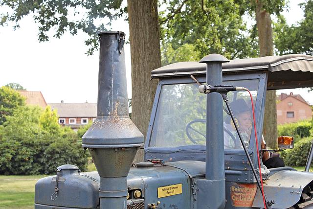 Spezieller Soundcheck: Auch der Traktor musste zur
Mikrofon-Probe | Foto: ce