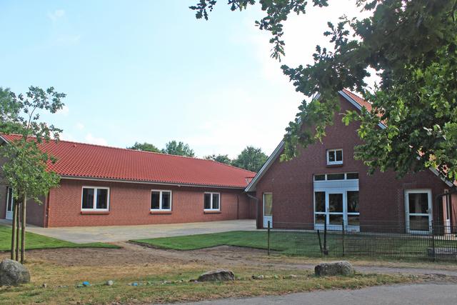 Doppelt so groß wie früher: links der Anbau, rechts das Altbau der Kita Löwenzahn