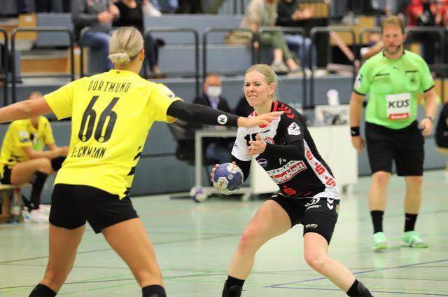 Kim Berndt (am Ball) fand die Lücke in der Dortmunder Abwehr | Foto: cc