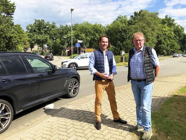 André Bock (li.) und Rudolf Meyer laden zu den
Sommergesprächen ein   Foto: CDU Winsen