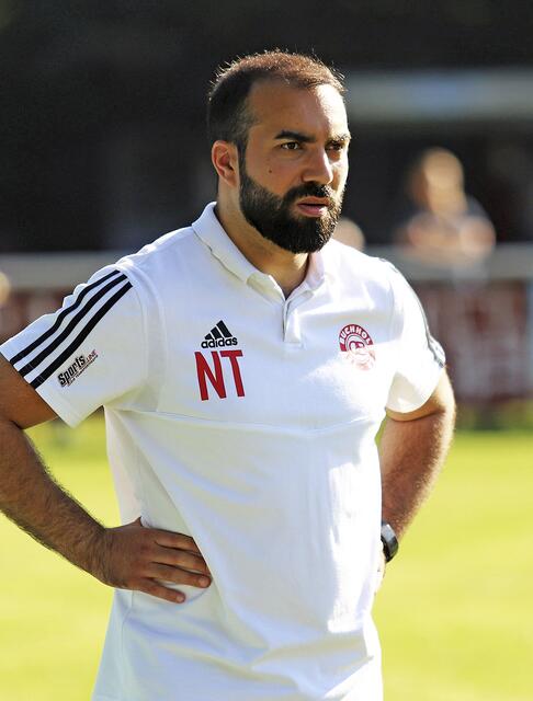 08-Trainer Nabil Toumi war mit der Leistung seiner Mannschaft im Auftaktspiel voll zufrieden