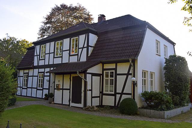Die frühere Dorfschule ist heute ein 
Wohnhaus | Foto: ts