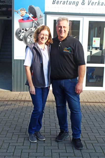 Legen großen Wert auf Qualität und Kundenzufriedenheit: Diplom-Verwaltungskauffrau Astrid und Kfz-Meister Michael Ospalski   Fotos: wd