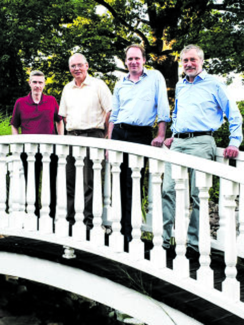 Der Vorstand des NGZV Klecken, Friedo Hauff (v. re.),
Marco Rother, Volker Niemeyer und Thorsten Mohr,
führt den Verein ins Jubiläumsjahr