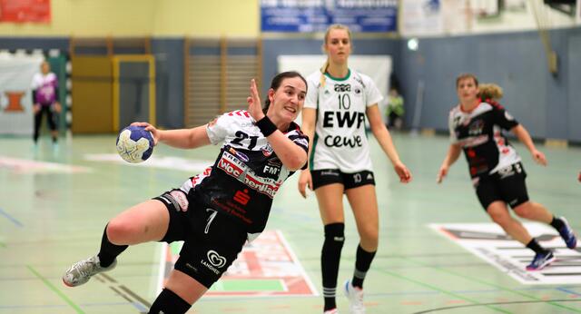 In dieser Szene hat sich Svea Geist (am Ball) durchgesetzt | Foto: cc