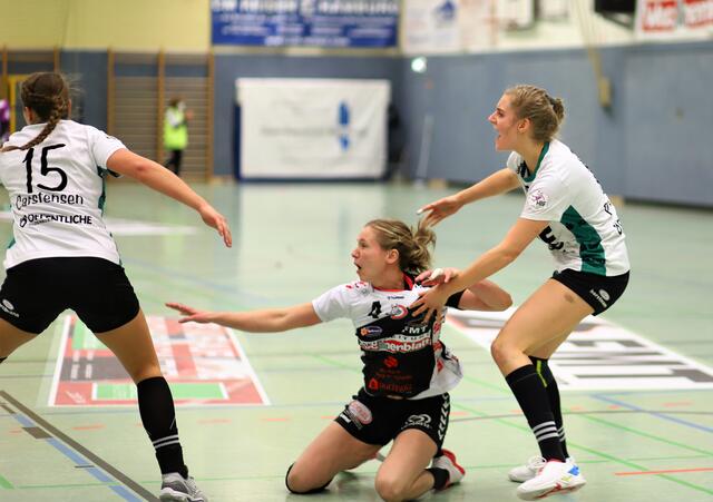 Kim Land (kniend) gab keinen Ball verloren  | Foto: cc