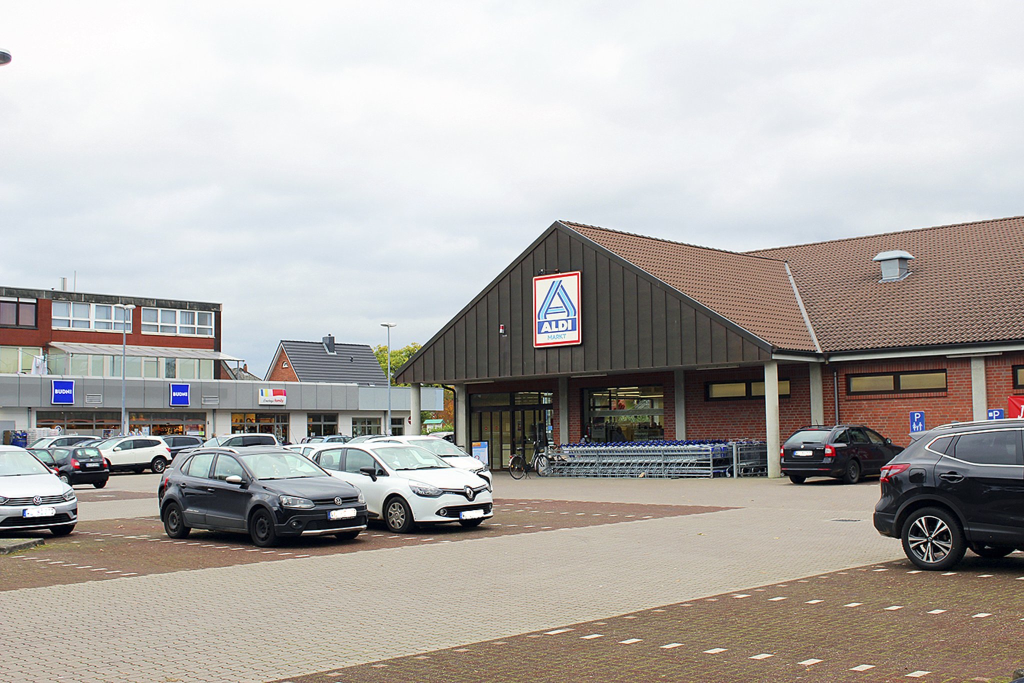 Budni und Ernsting's family bleiben Unter den Linden Der neue Aldi in