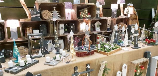 Vielfältige Angebote vom Drochterser Kunstmarkt gibt es jetzt online   Fotos: ig