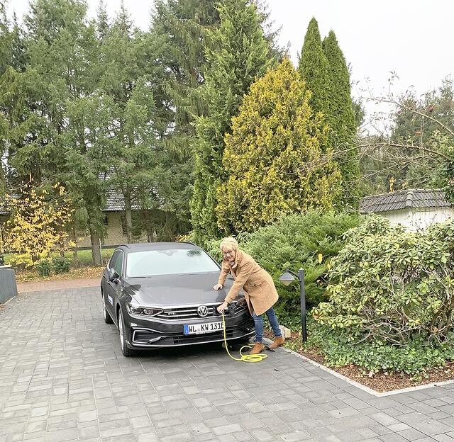 Der VW Passat GTE gefiel der Familie Peters sehr gut | Foto: Testfahrer
