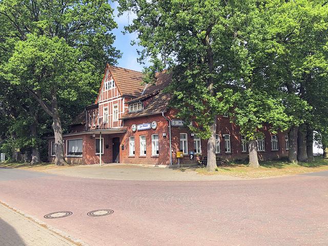 War über 150 Jahre ein beliebter Treffpunkt: das 2015
geschlossene Gasthaus "Zur Mühle"   | Foto: Mahn Ammon &amp; Co. GmbH