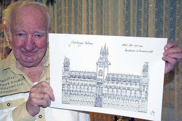Johannes Melitzki zeichnet mittlerweile auch - zum Beispiel das Hamburger Rathaus