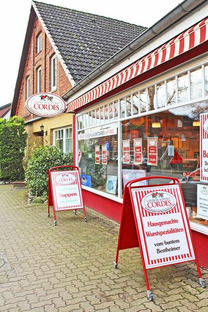Viele der Gewerbetreibenden bieten handgemachte Leckereien an