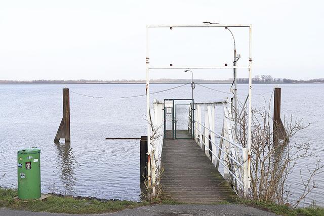 An dem Anleger in Twielenfleth soll die Fähre künftig ganzjährig halten | Foto: wei