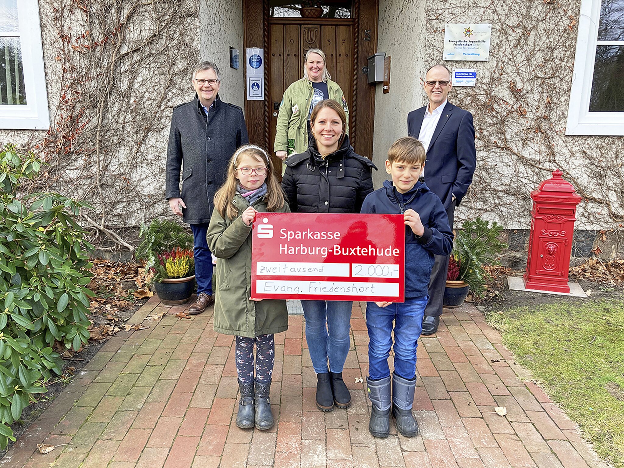 Die Evangelische Jugendhilfe Friedenshort erhielt Spende: Lions Club ...