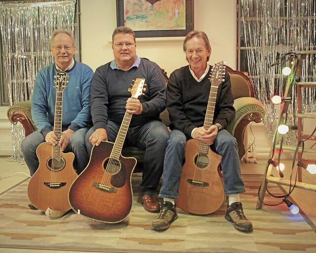 Von Buxtehude aus die Bühnen der Welt rocken (v.l.): Achim Wiechern, Ulrich Mayntz und Peter Schmidt sind "40 Love"