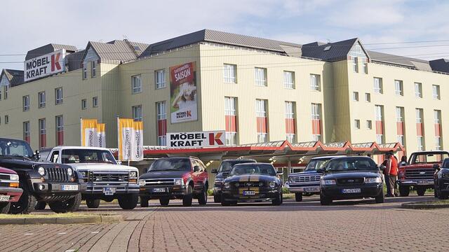 Die US-Cars präsentieren sich auch beim "Hamburg Overdrive", den der Stammtisch regelmäßig organisiert