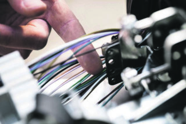 Eigene Glasfaserkabel sorgen für stabilen Netzanschluss | Foto: Buchholz Digital