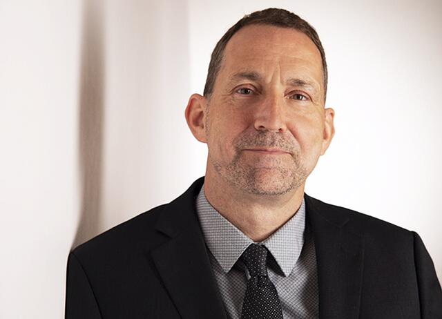 Dr, Dietmar Wietholt ist Medizinischer Direktor der Elbe Kliniken