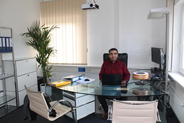 Farhan Khawaja im neuen Büro | Foto: wd