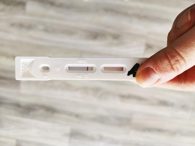 Ergebnisanzeige eines Corona-Schnelltests (Symbolfoto) | Foto: as