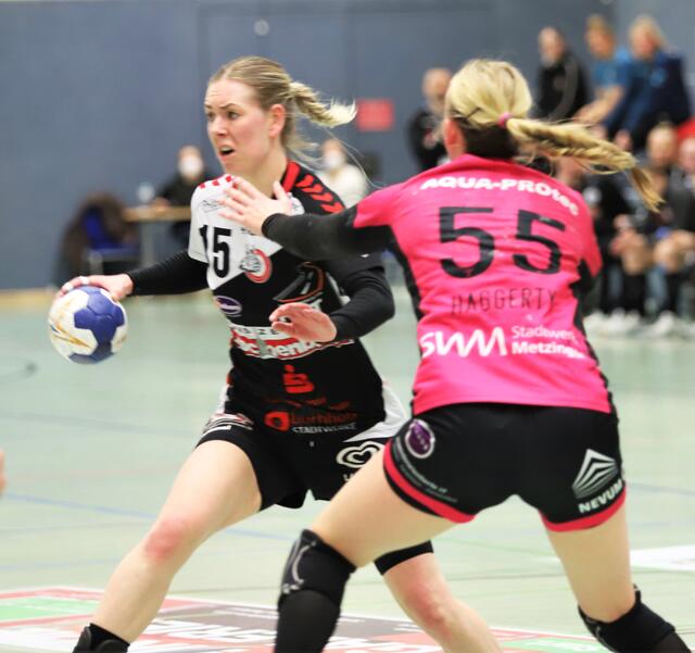 Luchse-Haupttorschützin Kim Berndt im Ballbesitz | Foto: cc