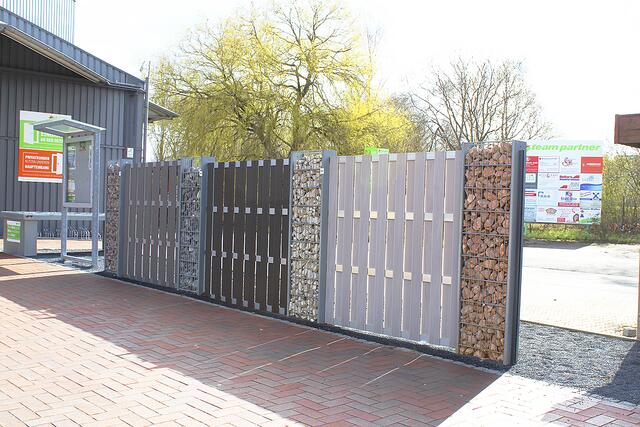 Das team Baucenter bietet eine große Auswahl an Zäunen und Sichtschutz | Foto: sb