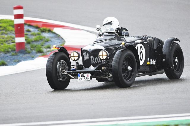 Peter Meyer nahm mit seinem Riley "The rat" an Rennen 
auf dem Nürburgring teil | Foto: mj-sportfotos