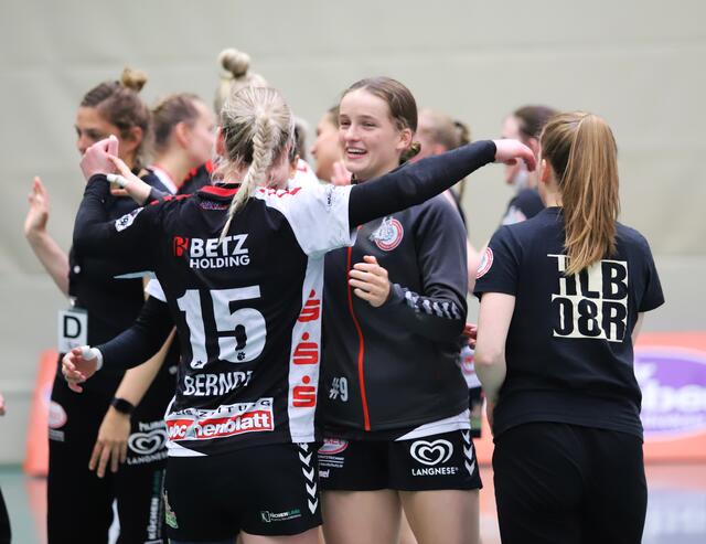 Grenzloser Jubel nach dem Überraschungs-Sieg der "Luchse" | Foto: cc