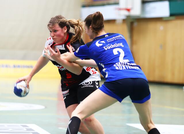 Sarah Lamp (li.) bewies erneut Kampfgeist | Foto: cc