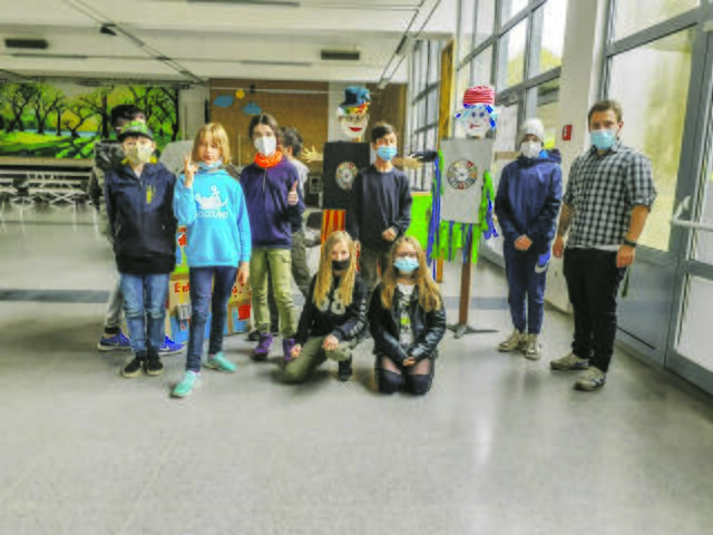 Das sind die Schüler der Lerngruppe B: Gemeinsam mit Gruppe A haben sie die Texte für diese Seite geschrieben