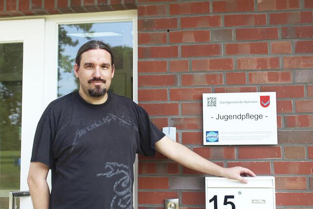 Fühlt sich, als würde er mit angezogener Handbremse fahren: Jugendpfleger Jens Neumann Fotos: wd