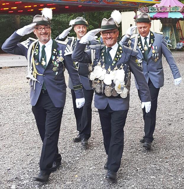 Das Königsgespann bei der Proklamation 2019  | Foto: SV Sieversen-Leversen 
