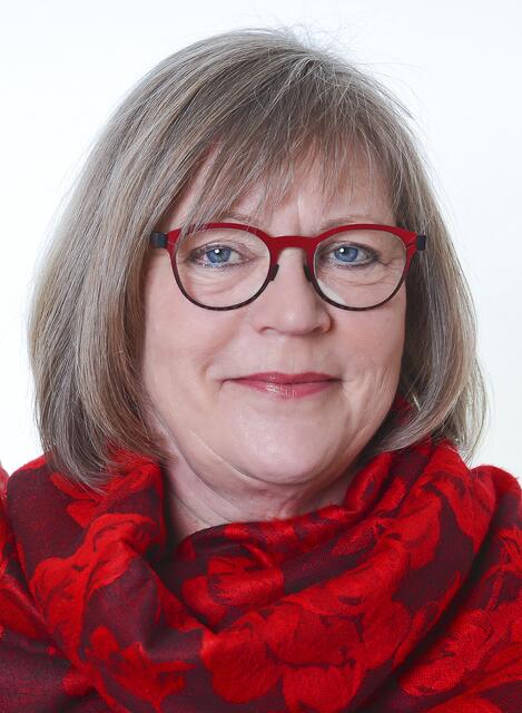 Susanne Dinter malt seit Jahren leidenschaftlich gerne die Seeve in ihrem Heimatort Jesteburg | Foto: alex@alexino.de