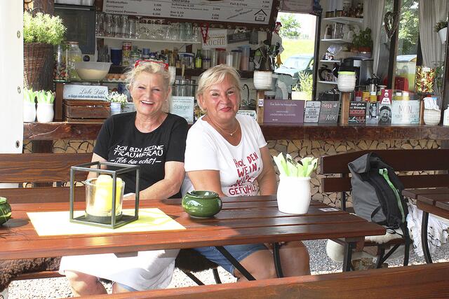 Immer gut drauf: Gaby Richters (li.) und Gaby Hinck | Foto: sb