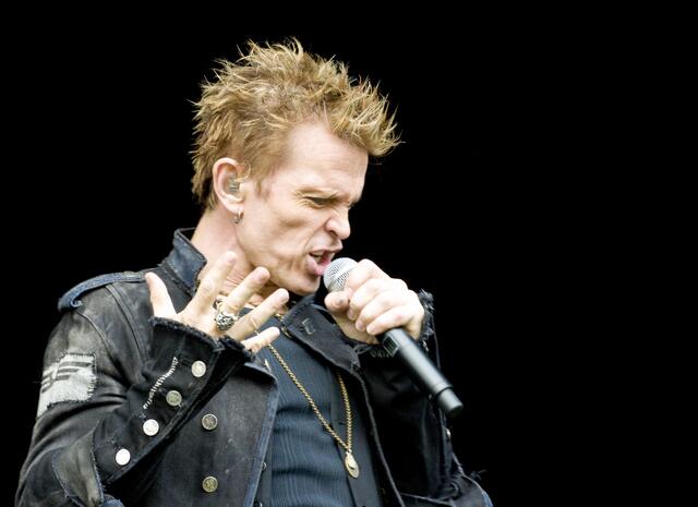 Konzertfotografie gehört zu den Hobbys von Jens Schierenbeck. Unter anderem hat er dieses ausdrucksstarke Bild von Billy Idol gemacht  | Foto: Jens Schierenbeck
