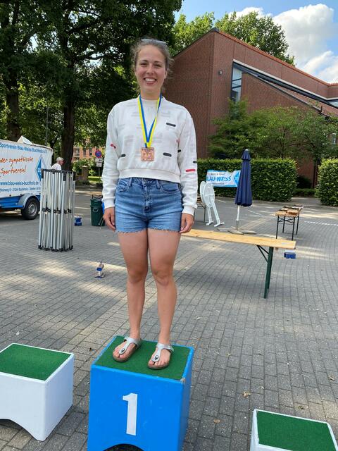 Die Buchholzerin Zoe Zacharias lief alleine den Halbmarathon (2:18,30 Std.)

 | Foto: BLW Buchholz