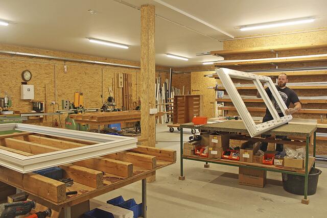 Neu im Apenser Gewerbegebiet: die Firma Zabel-Fensterbau | Foto: wd