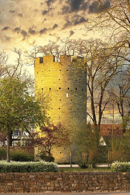 Der Kattenturm ist als einziger Wehrturm der Soester Stadtmauer erhalten geblieben